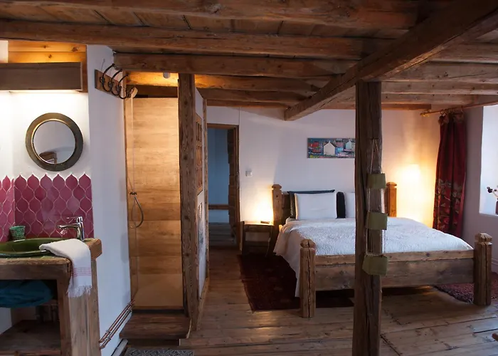 Maison Traditionnelle Brianconnaise